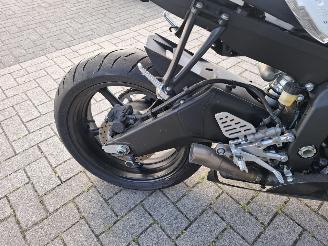 Yamaha YZF - R6  picture 11
