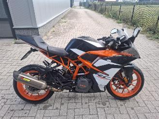 KTM  rc 390 picture 2
