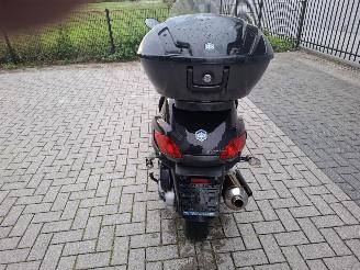Piaggio MP3 500  picture 3