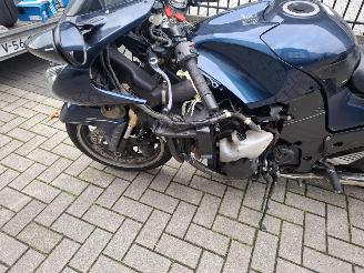 Kawasaki ZZ- R 1400  picture 13