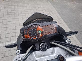 KTM 990 Super Duke  picture 6