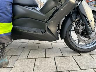 Yamaha XMAX 125  picture 2