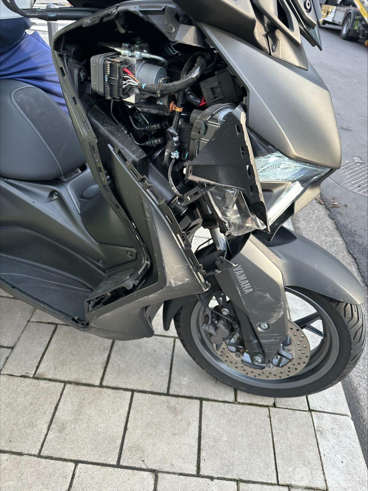 Yamaha XMAX 125 