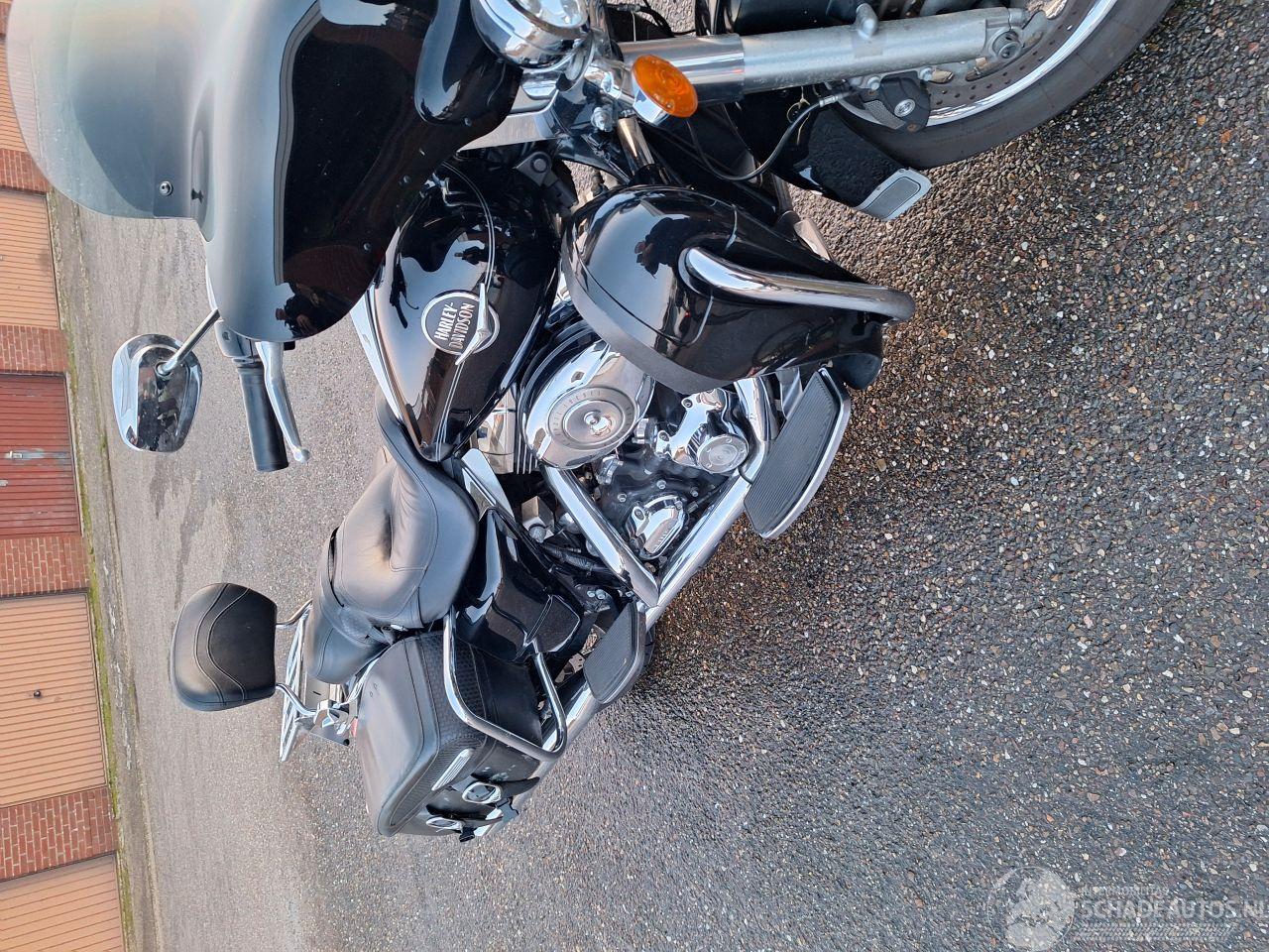 Harley-Davidson Road King 