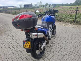 Suzuki DL 650 v-strom picture 2