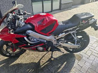 Honda CBR 600  picture 16