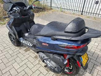 Piaggio MP3 500 sport advanced picture 6