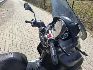 Piaggio MP3 500 sport advanced picture 8