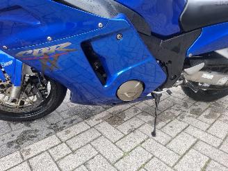 Honda CBR 1100 black bird picture 6