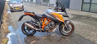  KTM 1290 Super Duke R super duke gt 2016/1