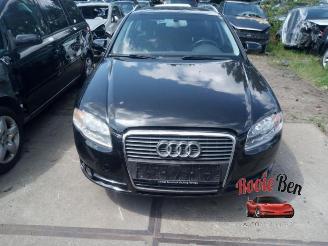 Vrakbiler auto Audi A4 A4 Avant (B7), Combi, 2004 / 2008 2.0 20V 2005/1