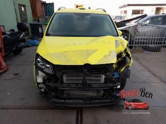 Coche siniestrado Volkswagen Touran Touran (1T3), MPV, 2010 / 2015 2.0 TDI 16V 140 2015/5