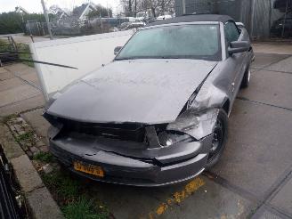 damaged passenger cars Ford Mustang GT handbak !!! 2006/7