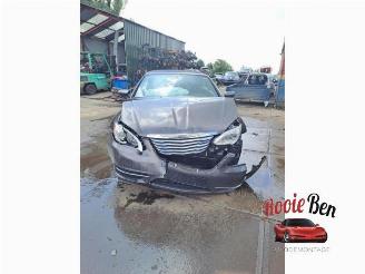 Coche siniestrado Chrysler 200 200, Sedan, 2014 2.4 16V 2014/2