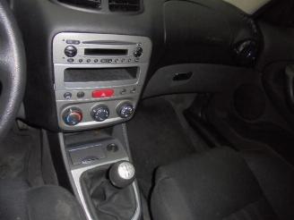 Alfa Romeo 147 1.9 D IMPRESSION picture 12