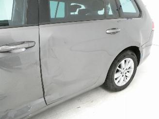 Volkswagen Golf 1.6 DVARIANT TRENDLI picture 4