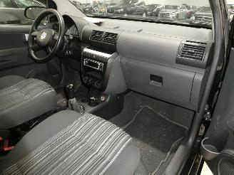 Volkswagen Fox 2.0D picture 11