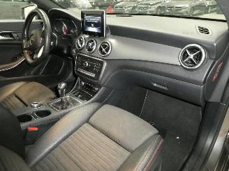 Mercedes Cla-klasse  picture 10