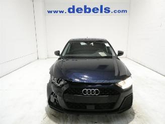 skadebil auto Audi A1 1.0 2021/7