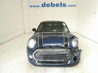 skadebil auto Mini Cooper 1.5D COOPER D 2015/9