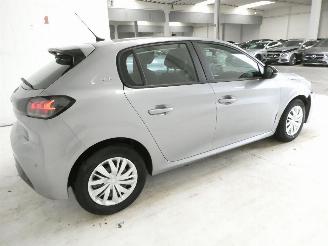 Peugeot 208 II LIKE picture 8