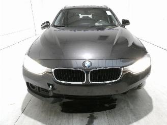 BMW 3-serie 2.0D TOURING picture 2
