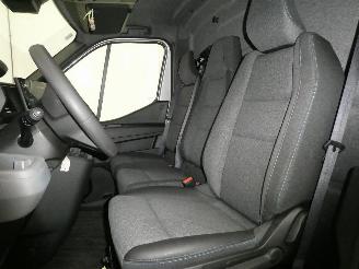 Nissan Interstar IV picture 13