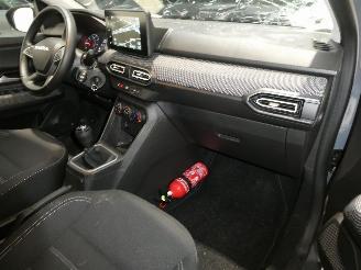 Dacia Sandero 1.0 III EXPRESSI picture 11