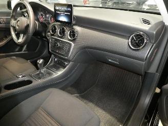 Mercedes A-klasse 1.6 picture 11