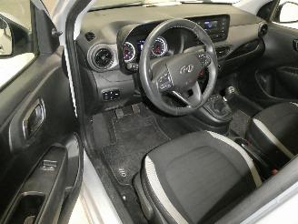 Hyundai I-10  picture 18