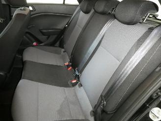 Hyundai I-20  picture 17