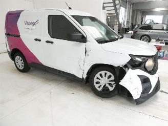 Ford Transit COURIER TREN picture 10