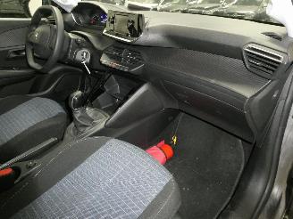 Peugeot 208 II LIKE picture 12