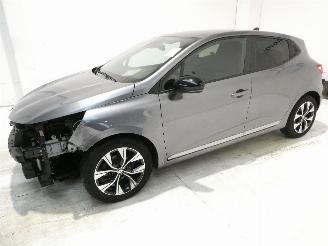 Renault Clio EVOLUTION 1.0 TCE picture 4