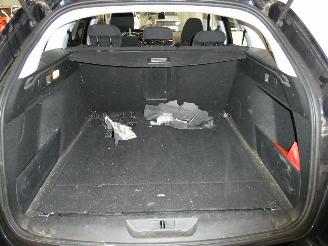 Peugeot 308 II SW STYLE picture 19