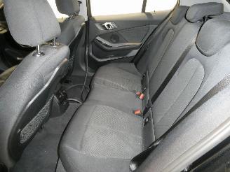 BMW 1-serie 1.5 D picture 20