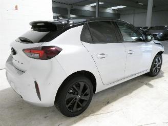 Opel Corsa GS 1.2 TURBO picture 6