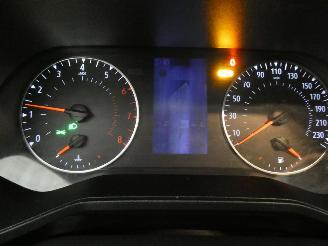 Renault Clio V picture 10