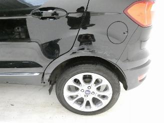 Ford EcoSport TITANIUM picture 9