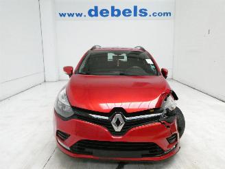 krockskadad bil auto Renault Clio IV GRANDTOUR CO 2019/5