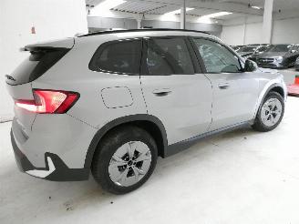 BMW iX1 E-DRIVE 2.0 picture 10