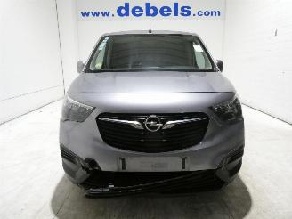krockskadad bil bedrijf Opel Combo 1.5D  CARGO EDITION 2020/6