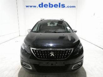 krockskadad bil auto Peugeot 2008 ACCESS 2019/3