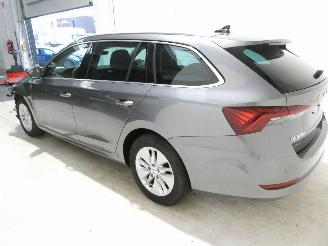 Skoda Octavia AMBITION picture 6