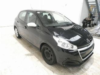 Peugeot 208 LIKE picture 9