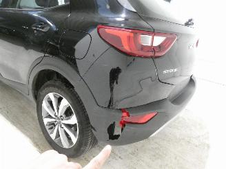 Kia Stonic  picture 11