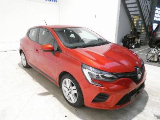 Renault Clio E-TECH HYBRID picture 12