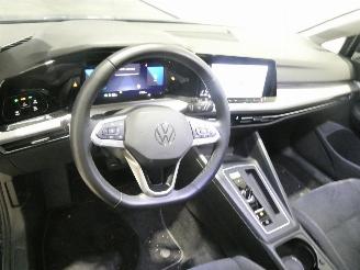 Volkswagen Golf 2.0D VARIANT LIFE picture 16