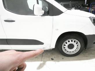 Opel Combo  picture 11