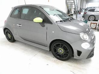 Abarth  500  595 picture 10